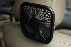 这个配置很多几十万的车都没有，试试这个车载后座小风扇图片