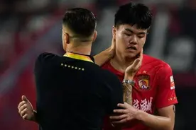 卡纳瓦罗妙手，杨立瑜飞速成长，他竟是新的郑智接班人？图片