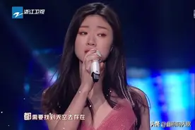 《好声音》3学员与4导师献唱跨年演唱会，单依纯表现大受好评图片