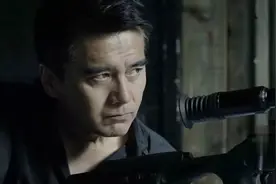 2008年，许亚军和第四任妻子张澍结婚了，还给他生了两个儿子图片