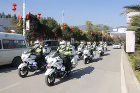 骑警，马龙一道靓丽的风景线图片