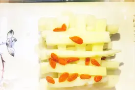 蜜汁山药不用蒸，热水一焯，5分钟就好，香甜可口视频封面