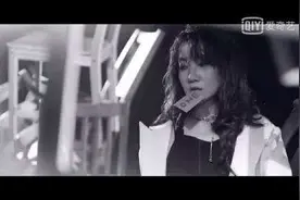 乃万《风的颜色》，这首歌有点特别啊，风格很特别，不错哦图片