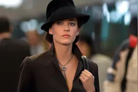 各花入各眼！007历届邦女郎谁能独树一帜图片