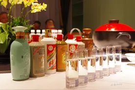 7种白酒组队盲品！好玩有趣，果然大多数人只是喝个寂寞图片