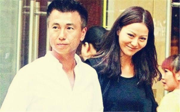 TVB经典《陀枪师姐5》来袭，她还是当年那个三元，程峰却早已不在