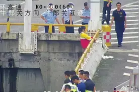 女孩因迟到与父母老师产生矛盾 贵阳民警火速前往救援图片