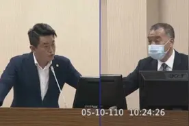 “台独立委”陈柏惟拐弯抹角欲护航莱猪，却惨被台军方和网友回怼图片