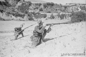 八路军单兵战斗动作如何？从这张射击图中，就能看出答案图片