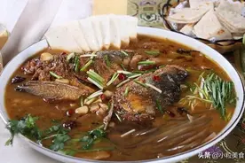 家常滋补美食：胖鱼头泡饼，花菇参鸡汤，馄饨老鸭煲，营养味道好图片