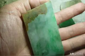 我是玉雕师，实例讲解怪装特色翡翠的不一样创作思路图片