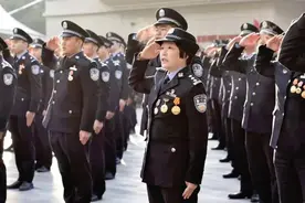 最美警花丨陈红：20年战斗在一线的女刑警图片