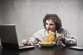 揭秘常见食物中的一级致癌物，长期食用或有风险，快从餐桌撤下图片