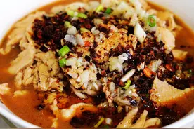 正宗水煮肉片的做法，麻辣又鲜香，要想肉片滑又嫩你得这么浆！图片