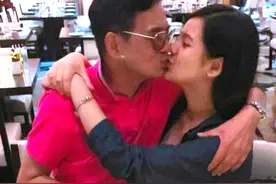16岁女儿与爸爸当众亲吻：女大不避父的后果，就是这么不堪入目图片