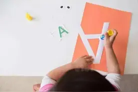实用！边玩边认识单词，这4款亲子游戏别错过图片