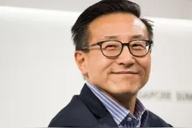 坚强的后盾!蔡崇信:我们会给欧文最好的治疗，相信欧文的曼巴精神图片