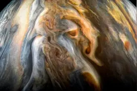 叹为观止，木星狂野风暴的秘密被揭开，浓厚云层下面隐藏着大秘密图片