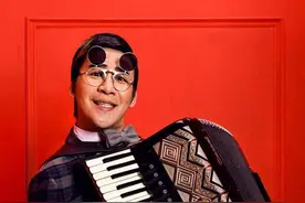 “奇奇怪怪”大张伟，张嘴说话就有“鬼”图片