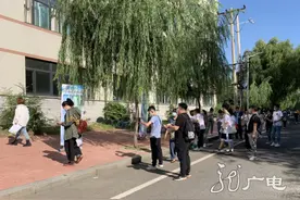 开考！17.7万人参加黑龙江省公务员考试图片