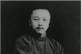 民国大V：他写最好的情诗挨最惨的骂，鲁迅评价“赤条条一个人”图片