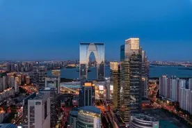 江苏各市2020年上半年GDP:苏州9050亿领跑，南京第二，南通第四！图片