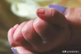 乱给孩子剪指甲后果很严重，10个妈妈9个都剪错了图片