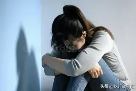 情感故事：女孩，你的贪心，在别人眼里就是一场金钱交易图片