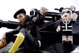 惊了，一个玩具娃娃凭什么卖得比爱马仕还贵？图片