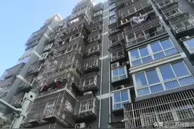 突发！今早扬州一男子高空坠亡！图片