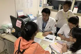 有种尴尬叫男医生的“一阳指”，硬着头皮做产检，事后不想再回顾图片