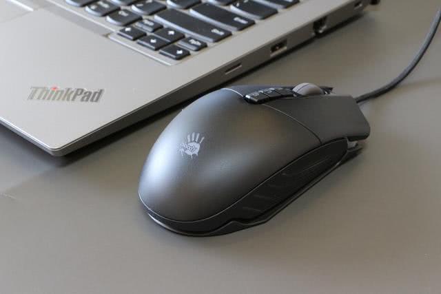 200万圈光轮！伪游戏发烧友、办公用户用啥鼠标？血手幽灵P9