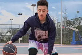 春季新款！潮流百搭的篮球元素卫衣！场上场下都能穿图片