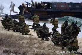 战时总统登场！白宫启用70年前的战争法案，专家：2021年是个大坎图片