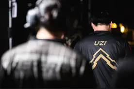 传奇落幕！LPL006号选手已断开连接，七载逐梦路终究意难平图片