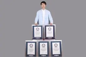 挥舞双节棍！“90”后潮汕小伙5次创下吉尼斯世界纪录图片
