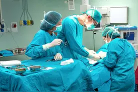 临床医学和口腔医学应该选择谁，你还在纠结么？图片