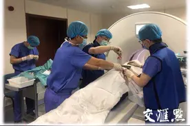 南京市第一医院自主设计“黑科技”治疗甲状腺癌伴多发骨转移图片