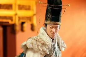 太监能当到魏忠贤这个份上，已经是前无古人了，他就差当上皇帝了图片