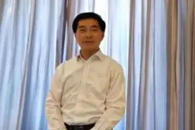 王学坤：建议建立农民退休制度，让65岁以上农民老有所养图片