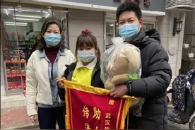 路边晕倒被救下的女孩找到了，她说会继续传递正能量图片