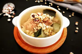 老鸭粥这样炖才甜美，专门为秋老虎准备的粥，清香甜美一碗喝不够图片