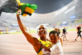 11秒00！牙买加女博尔特逆风夺冠 超美国天才0.05秒排世界第一图片