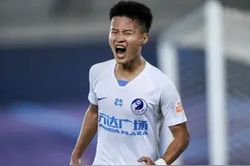 中超积分榜：大连人爆冷鲁能摆脱垫底！上港恒大领跑，国安第2图片