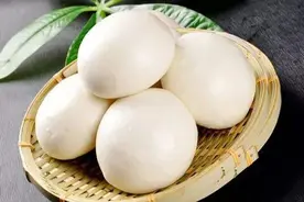 蒸包子不塌皮，醒面火候很关键图片