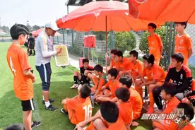 青超联赛迟迟未启动，鲁能变招自救图片