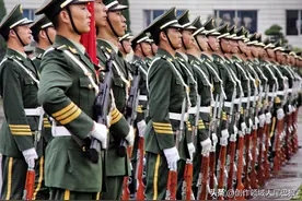 保家卫国，无上光荣图片