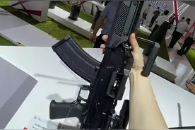 7.62加5.8双口径！国产新机枪追赶世界一流，全面应对各种环境图片