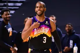 放弃1年4420万签3年6000万？保罗想要降薪夺冠，球迷：名利双收图片