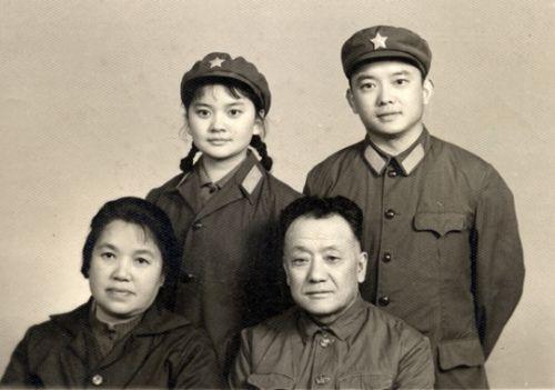 王静离开聂卫平后，哥哥王刚为她保大媒